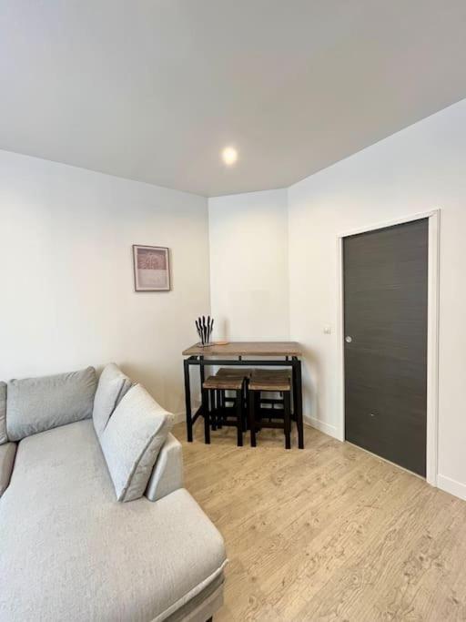 Apartament Berlin - Cathedrale A 2 Pas Reims Zewnętrze zdjęcie